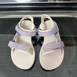 Teva Women’s Universal Trail Sandals Grey Ridge Size 8